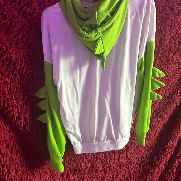 Green dino hoodie - Picture 4 of 5
